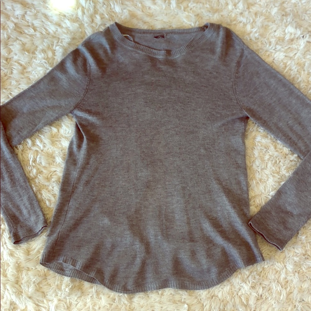 Grey sweater with open back